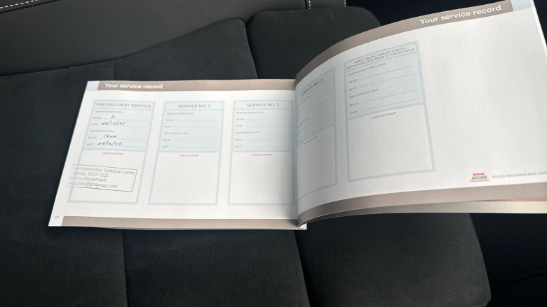 Volvo XC40 2.0 B3P Plus Black Edition 5dr Auto Petrol Estate